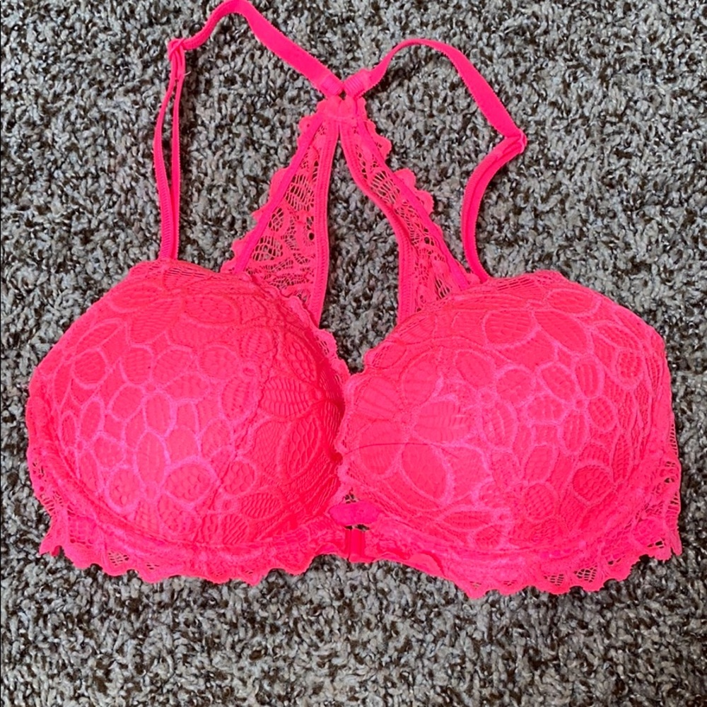 Victoria’s Secret front clasp bra